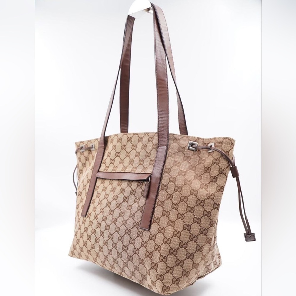 ⏰LAST CHANCE⏰ Gucci Beige/Brown GG Canvas And Leather Drawstring Tote - Picture 3 of 15